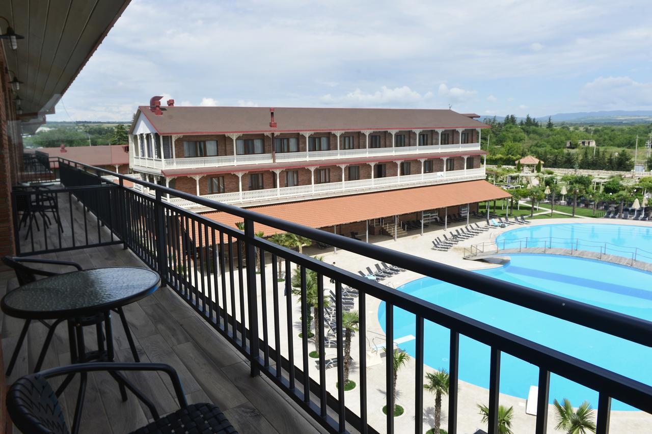 Ambassadori Kachreti Golf Resort Kachret'i Ngoại thất bức ảnh